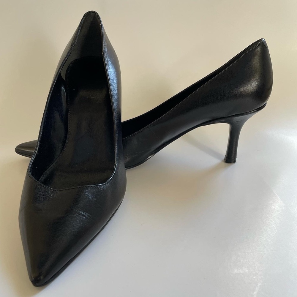 Ralph Lauren black pumps size 7.5-8